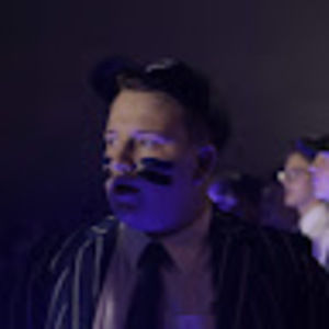 Meet your Posher, Henry